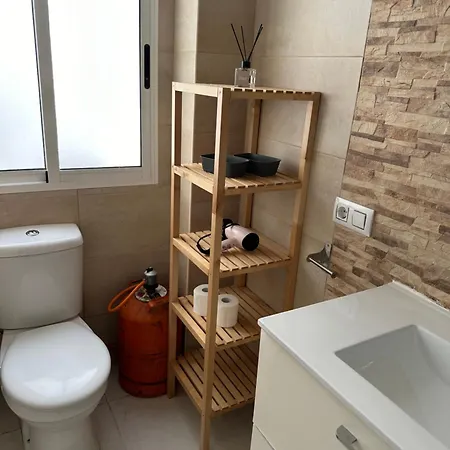 Modern And Bright 5 Bedroom Del Prado Apartment