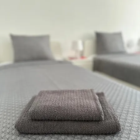 Apartment Modern And Bright 5 Bedroom Del Prado *