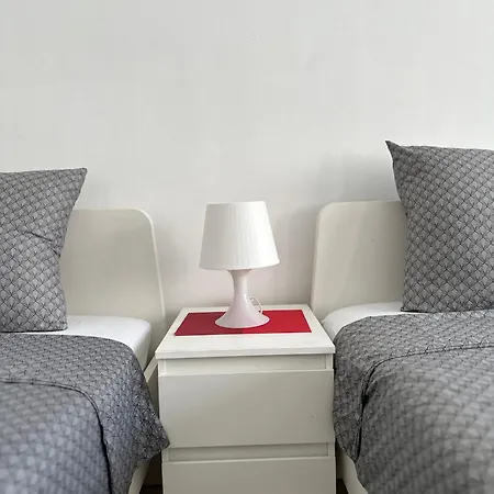 Modern And Bright 5 Bedroom Del Prado Apartamento *